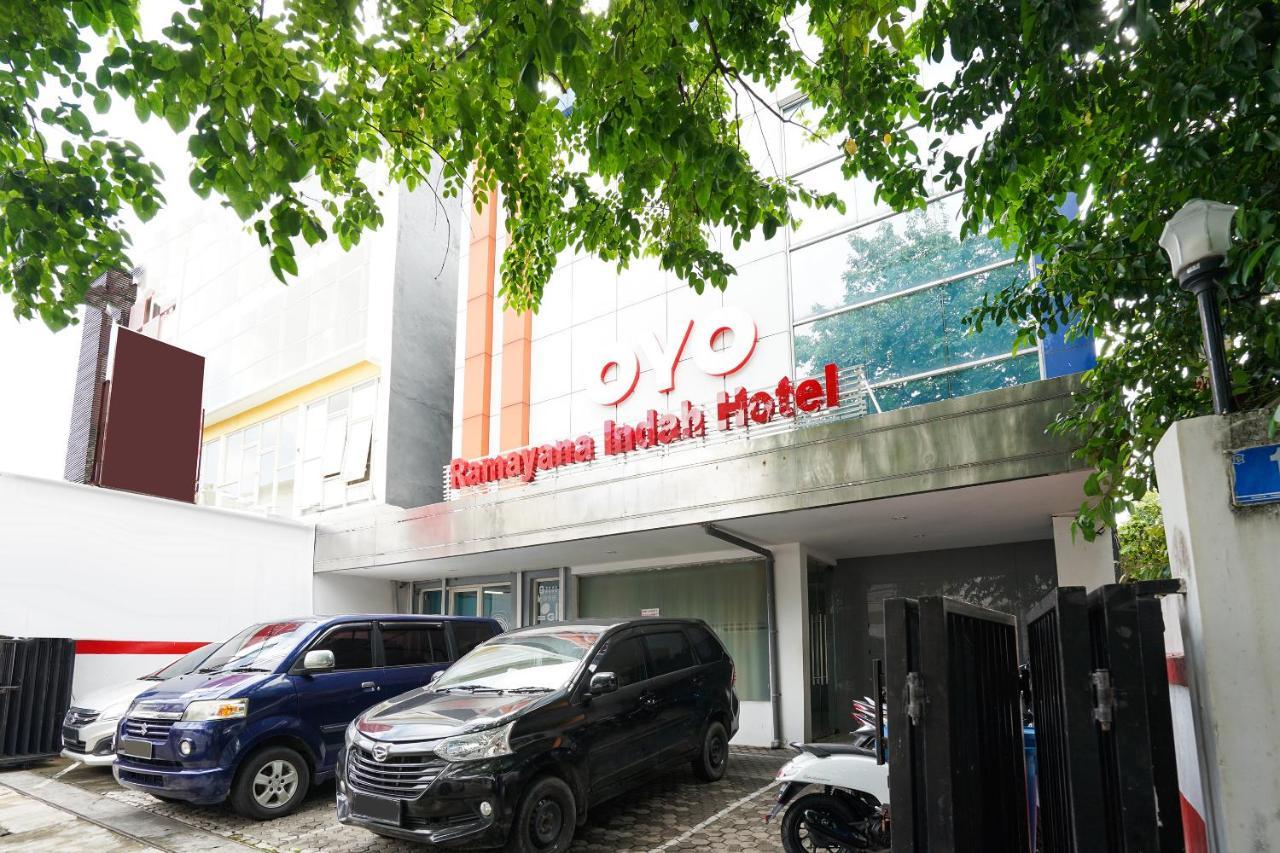 RedDoorz @ Panglima Sudirman Hotell Surabaya Eksteriør bilde