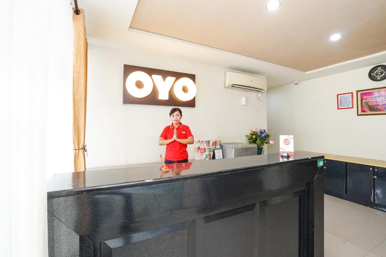 RedDoorz @ Panglima Sudirman Hotell Surabaya Eksteriør bilde